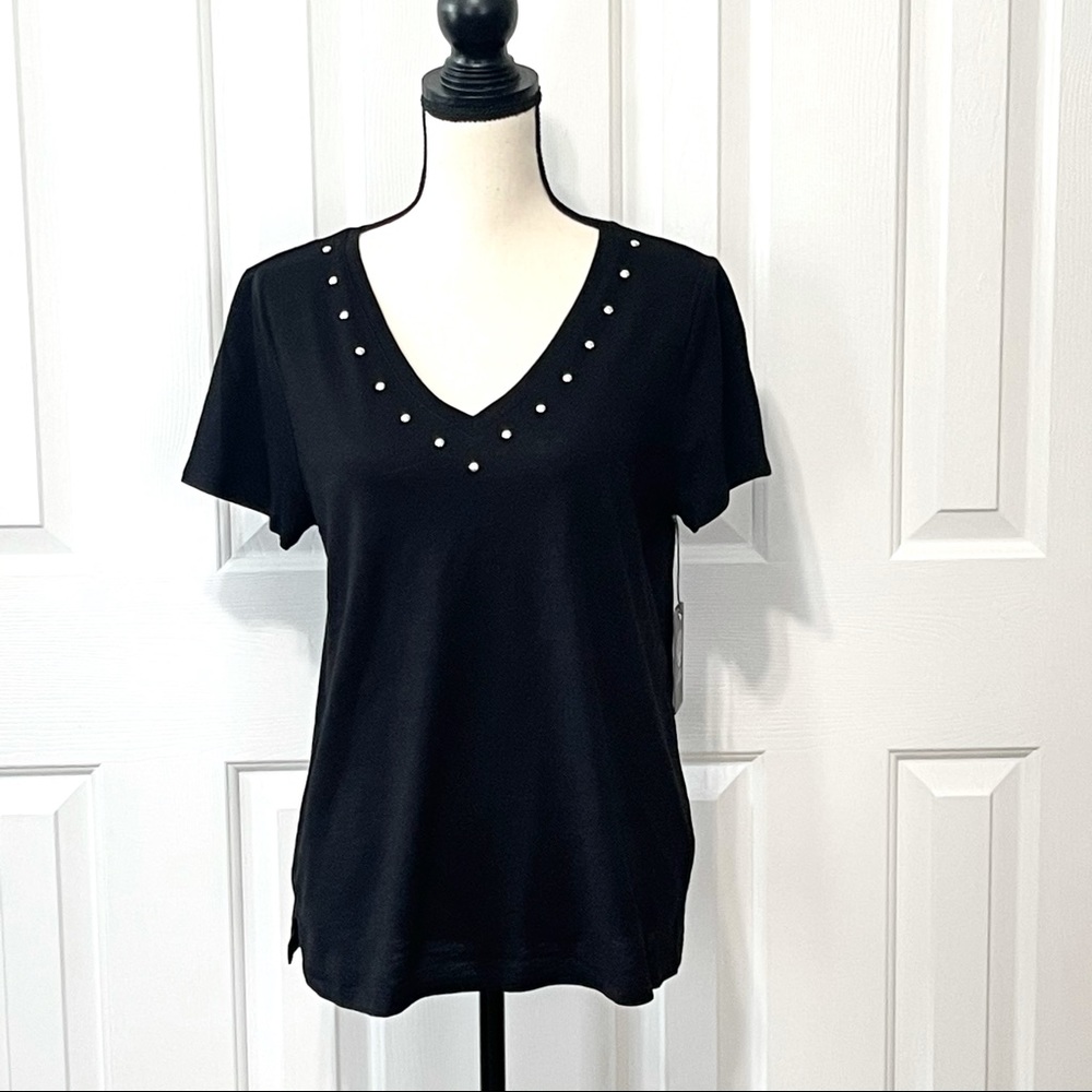 NWT Vince Camuto Studded V-Neck Top - Picture 5 of 9